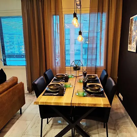 Lutakko Harbour Home - Stylish 2-Bedroom Suite With Sauna & Free Parking *
