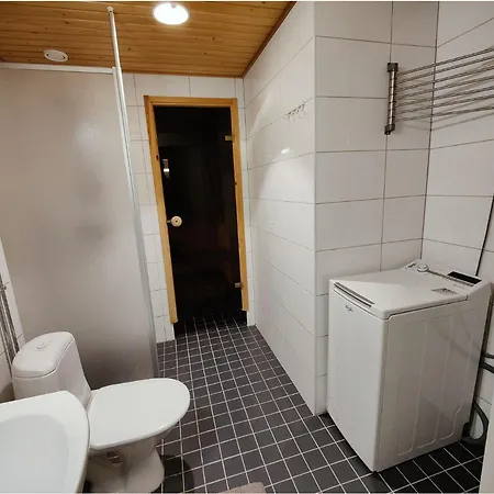 Lutakko Harbour Home - Stylish 2-Bedroom Suite With Sauna & Free Parking Jyväskylä